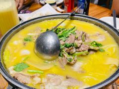 带皮羊肉煲-食欲老院子荆芥疙瘩汤(经五路店)
