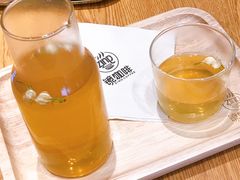 -ZING COFFEE 镜咖啡