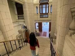 -香港大学