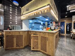 -馋三尺蟹粉小笼(人民广场店)