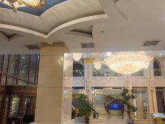 -碧中海汤泉汗蒸酒店