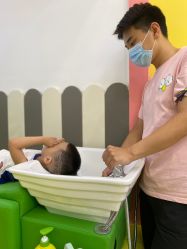 -爆米花儿童美发乐园