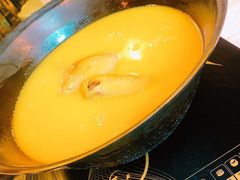 -鲜入围煮花胶鸡海鲜火锅