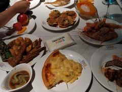 -领鲜活海鲜榴莲自助火锅(东门店)