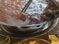 -黄潇洒老火锅(九眼桥宏济巷店)