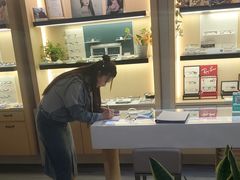 -康利眼镜·蔡司战略合作店(龙泉书房店)