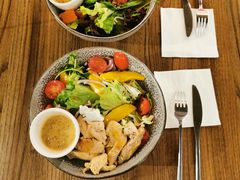 鸡肉牛油果芒果色拉-Wagas沃歌斯(北京君太百货店)