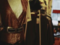 -Oolong乌龙茶古着店