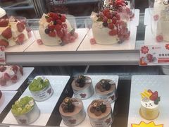 -花花卷卷·鲜食蛋糕(静安久光百货店)