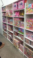 -逝水玩具折扣店