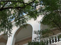 -香港大学