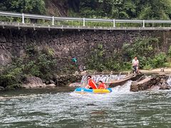 -安吉龙王山峡谷漂流
