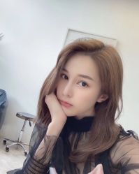 点击看大图 -3AM HAIR SALON染发接发