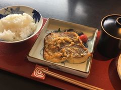 烤鯛鱼料理套餐-鯛匠 HANANA