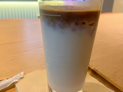 -LAVAZZA拉瓦萨咖啡(中航城君尚购物中心店)