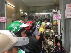 -Bánh Mì Huynh Hoa