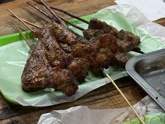 -蚝哥花姐湛江烤生蚝(美丽湾市场店)