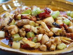 宫爆鸡丁-邛海风味特色菜馆