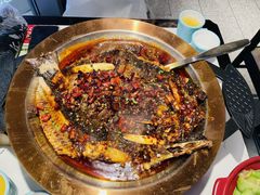 -江边城外烤鱼(世茂广场店)