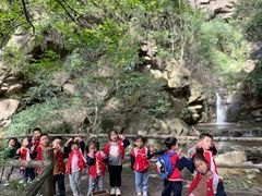 -宾果蒙特梭利托育儿童之家幼儿园(爱琴海店)