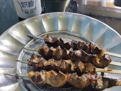 -烤肉小伙烤肉店