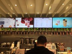 -CoCo都可(湖滨银泰店B区店)