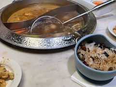 -左庭右院鲜牛肉火锅(浦江欢乐颂店)