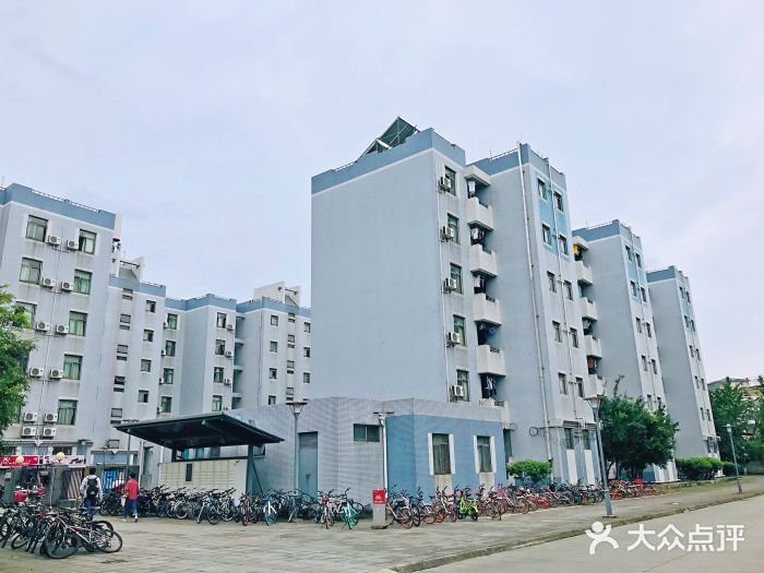 四川大学(江安校区)图片