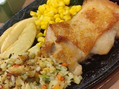 蒜蓉铁板鸡扒-萨莉亚意式餐厅(长安万达店)