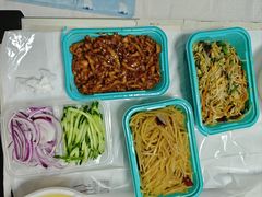 京酱肉丝-合合春饼·酱骨·东北菜(潘家园店)