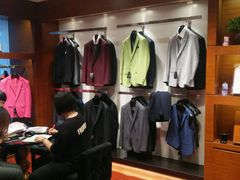 -宇翔服饰(双井桥东首城国际店)