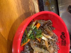 -哈尔滨小酒馆·鲜肉现穿自助烧烤(康新花园店)