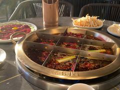 -长嘉·河图火锅(长嘉汇江景旗舰店)
