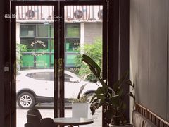 -ADO KAFE(大学城店)