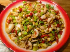 墨鱼仔-泥糊破店小酒馆·团建聚餐(南京西路店)