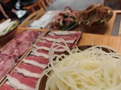 -黔三一夺夺粉酸汤火锅(百信店)