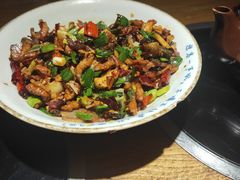 -吃饭皇帝大土家民族菜(正大广场店)