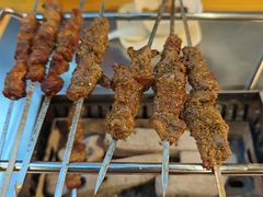 -古彭7只羊·鲜羊肉串·龙虾烧烤旗舰店
