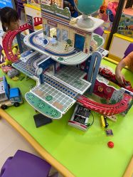 -菠萝树益智玩具体验馆(江南万达广场店)