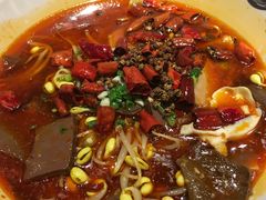 -渝是乎酸菜鱼(龙旗购物中心店)