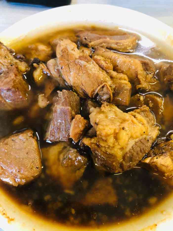 汪志大碗肉(清明街店)-"汪志大碗肉在通达街与清明四道街交叉口,往.