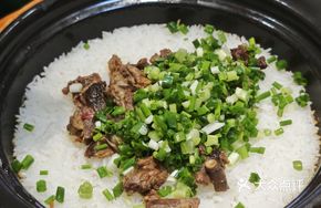 Qin川 Small Yellow Beef Brisket Clay Pot Rice