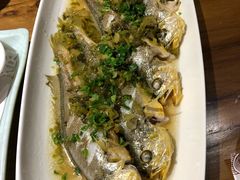 -宝燕海货工场(长江国际店)