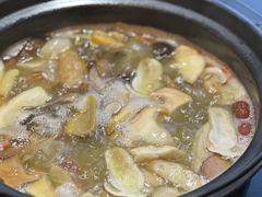 -野菌皇海景野生菌火锅(滨海大道店)