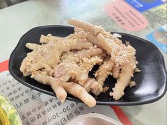 沙姜鸡脚-黄师奶甜品店