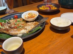 -老滇山寨•云南特色菜•地方菜•民族风情歌舞表演(金碧店)