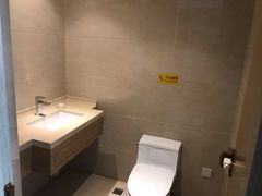 -兴芮温泉度假区