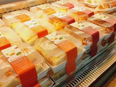 -华荣西饼(列东店)