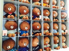 -LINE FRIENDS Garosu-gil Flagship Store