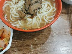 -继红顺河抄手名小吃